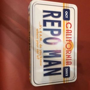 Repo Man - complete vintage movie, soundtrack (2dvds) booklet & card insert.